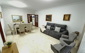Home2Book Stylish & Roomy Santa Cruz City Center